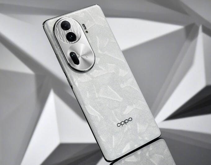 颜值与手感大幅升级!OPPO Reno12系列搭载超美小直屏,5月23日发布 颜值与手感大幅升级!OPPO Reno12系列搭载超美小直屏,5月23日发布