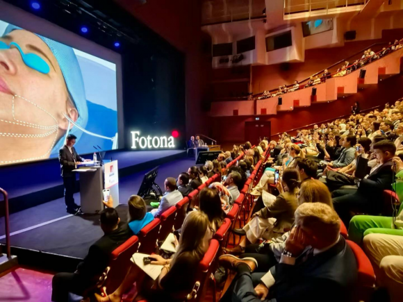 深圳香蜜丽格黎京雄院长,再登国际医美舞台 深圳香蜜丽格黎京雄院长,再登国际医美舞台