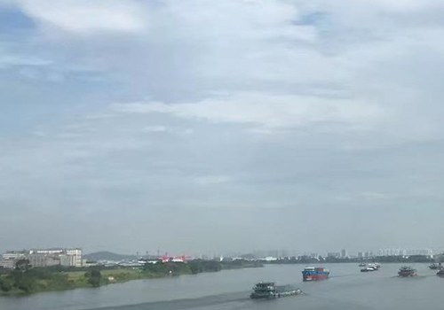 三水通航水域逐步解除交通管制,洪峰过境水位回落 三水通航水域逐步解除交通管制,洪峰过境水位回落