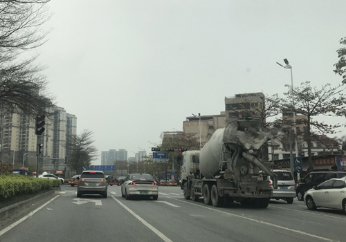 华裕路:南海区的活力通途 华裕路:南海区的活力通途