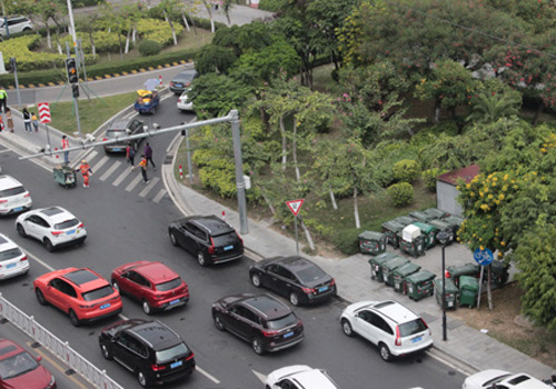 粤EA18888、粤EA28888、粤EA38888……4万副新车牌等你来选！